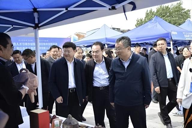 山东省人才引领乡村振兴项目对接活动暨"农行杯"枣庄市乡土特色品牌技能人才大赛启动仪式在枣庄举行(图15)