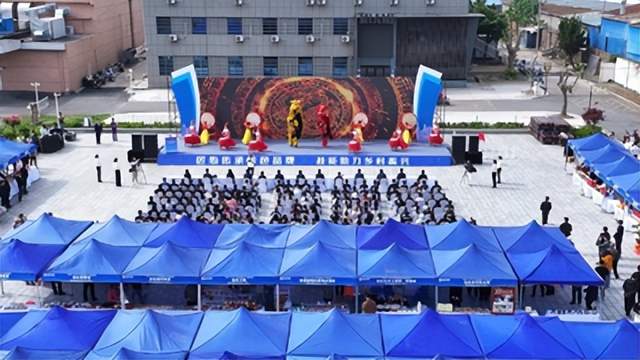 山东省人才引领乡村振兴项目对接活动暨"农行杯"枣庄市乡土特色品牌技能人才大赛启动仪式在枣庄举行(图2)