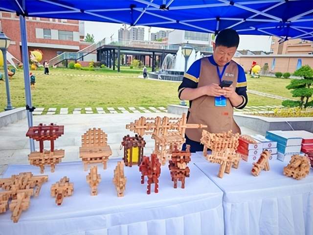 山东省人才引领乡村振兴项目对接活动暨"农行杯"枣庄市乡土特色品牌技能人才大赛启动仪式在枣庄举行(图12)