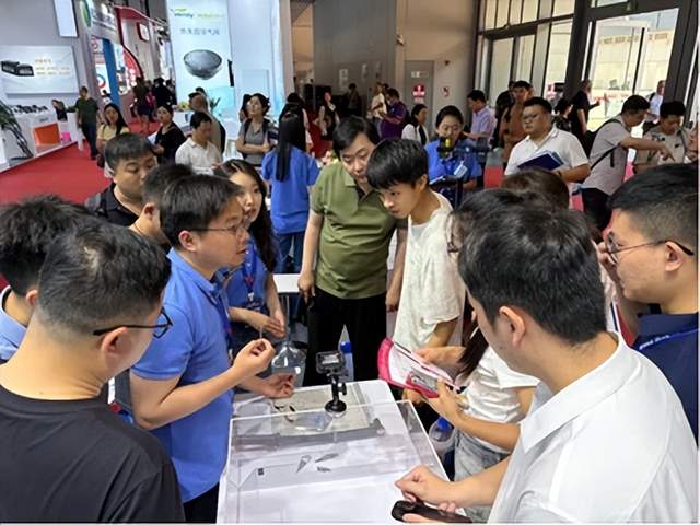 纯锂新能源：纯锂第一代固态电池量产落地 全场景方案发布(图2)