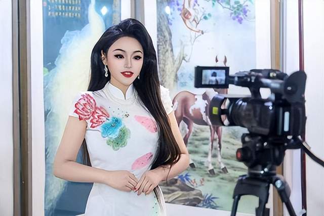 中国教育电视双台联动庆华诞：肖桂宁、安婷联袂执麦奏响共鸣曲(图5)