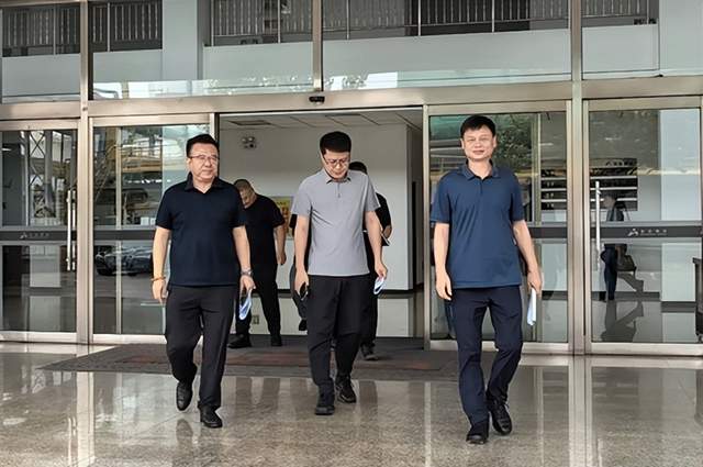 深耕党建引领 擦亮服务底色 全面推动“丰投无忧”品牌提质增效、走深做实(图2)