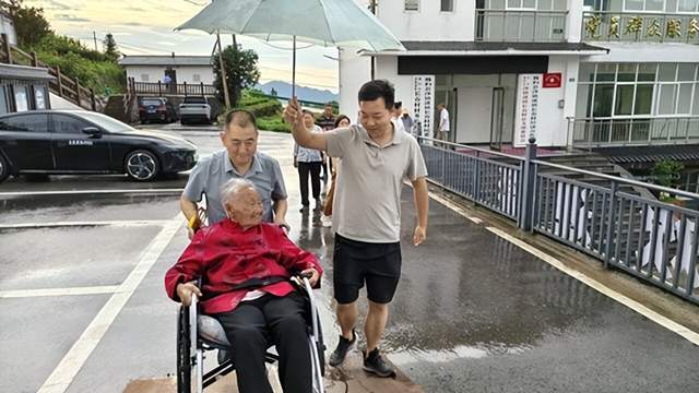 八一遇九旬，长春村这场“双庆”聚会暖人心(图2)