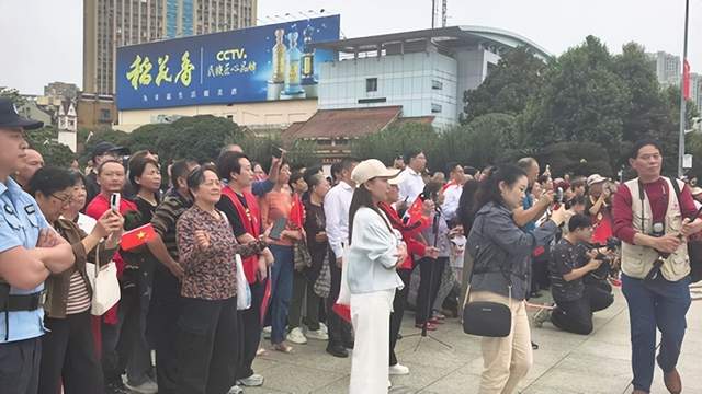 民俗荟萃迎华诞 百姓舞台动人心——五一广场国庆展演精彩上演(图5)