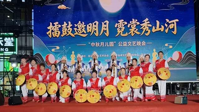 擂鼓邀明月 霓裳秀山河(图10) 擂鼓邀明月 霓裳秀山河(图10)