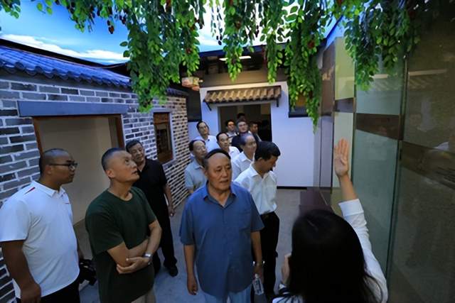 枣庄市峄城区阴平镇东楼村举行雷锋像揭幕仪式 传承雷锋精神 赋能和美乡村建设(图11)