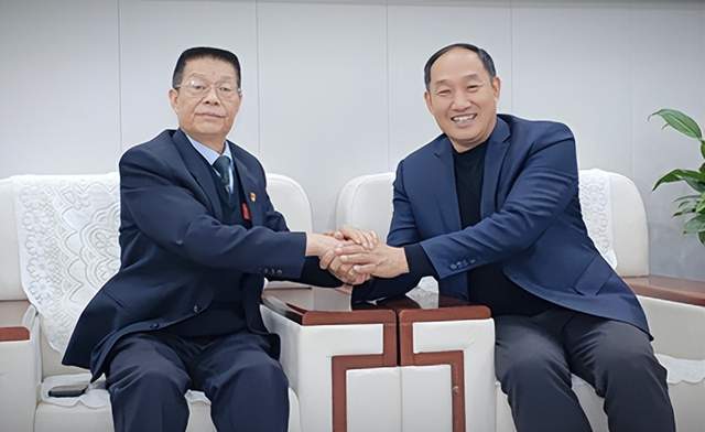 两会精神领航 十五五谋篇布局 新时代党建引领走基层赋能民企(图2)