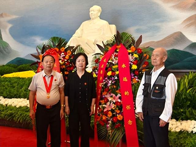 缅怀领袖伟业、赓续中朝友谊主题教育系列活动在京隆重举行(图3) 缅怀领袖伟业、赓续中朝友谊主题教育系列活动在京隆重举行(图3)