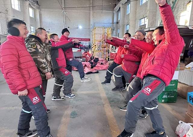 党建引领聚合力 社工赋能绘新篇——康庄镇“妫途暖新”解锁新就业群体基层治理融合新路径(图9) 党建引领聚合力 社工赋能绘新篇——康庄镇“妫途暖新”解锁新就业群体基层治理融合新路径(图9)