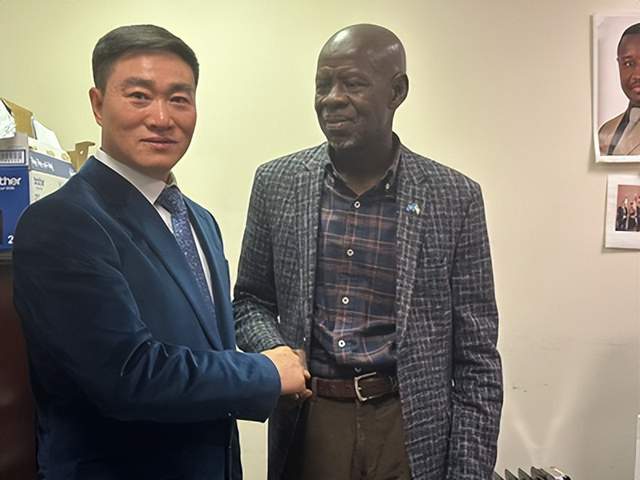世界企业家协会主席王余根博士引领国际商业合作新征程(图1)