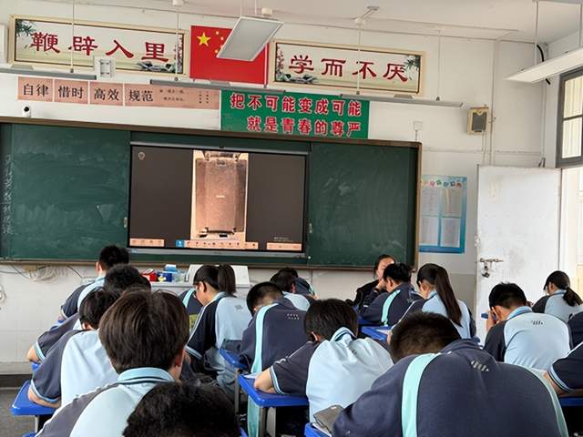 忍痛坚守三尺讲台 丹心护航学子中考——江苏建湖汇文初级中学教师夏惠雯暖心事迹纪实(图3)