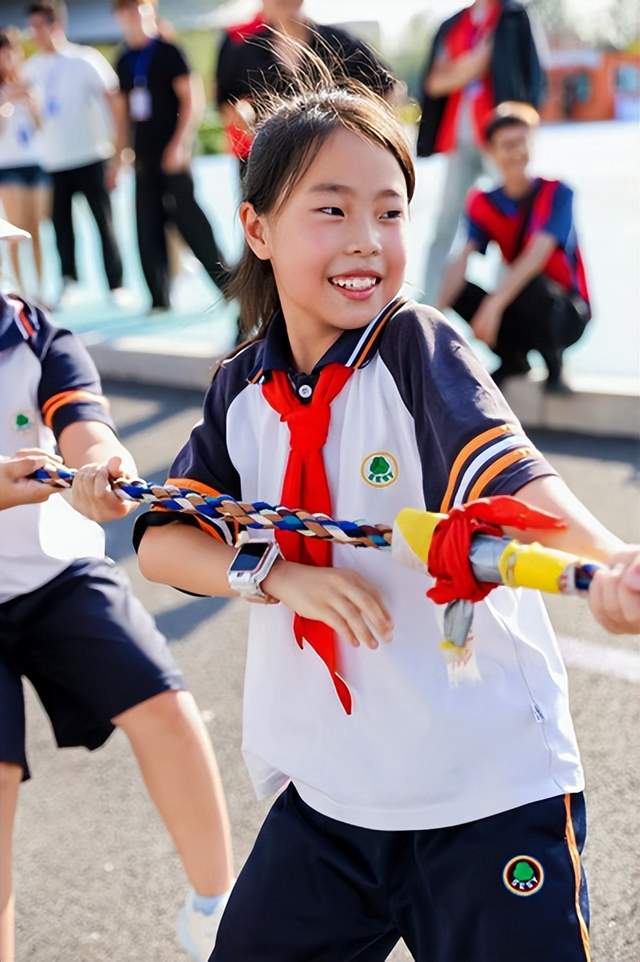 奔跑释放活力 运动赋能成长——两千余名吉林少年乐享趣味运动会(图1)