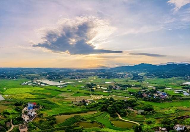 筚路蓝缕酬壮志 丹心赤诚铸丰碑——记担当作为好支书刘运忠(图3) 筚路蓝缕酬壮志 丹心赤诚铸丰碑——记担当作为好支书刘运忠(图3)